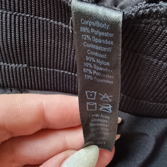 ๐3/$40 Sale! Kyodan Activewear Quick Dry Capris With Mesh Fabric & Side Ties - Picture 12 of 12